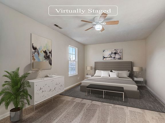 4th image of 736 Acorn Woods Dr