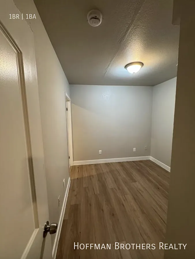 928 W 83rd St Los Angeles, CA 90044 — Photo 2