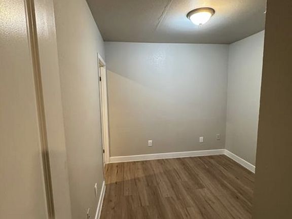 2nd image of 928 W 83rd St #4