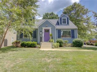 4949 Fairway Rd, Westwood, KS 66205