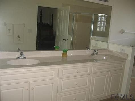 2nd image of 2001 Palm Dr Unit F102