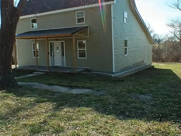 107 N Evans St, Armstrong, MO 65230