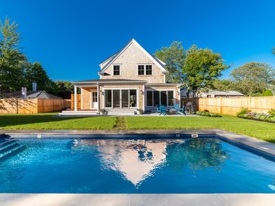 38 Pinehurst Rd, Edgartown, MA, 02539