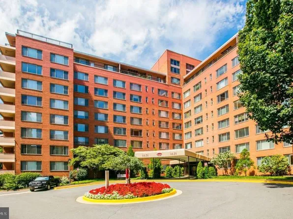 1121 Arlington Blvd APT 814, Arlington, VA 22209