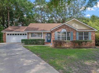 6610 Woodbrook Ct, Milton, FL 32583