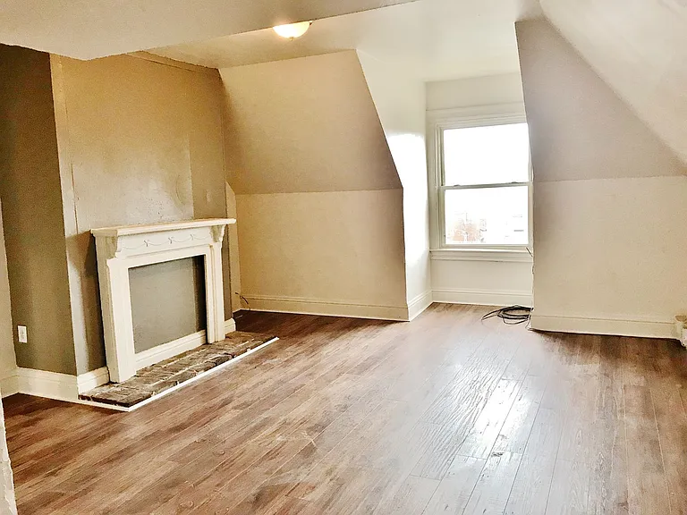 East Liberty - Apartments For Rent In Pittsburgh — Photo 3