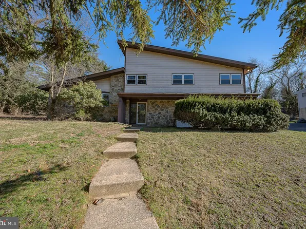 7761 Green Valley Rd, Wyncote, PA 19095
