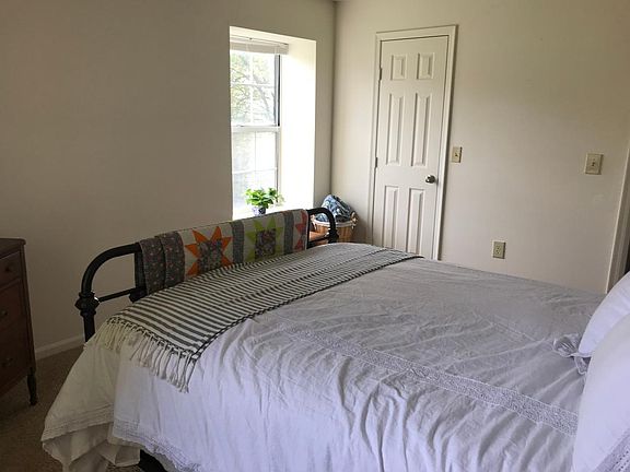 4th image of 910 Pimlico Dr APT 3A