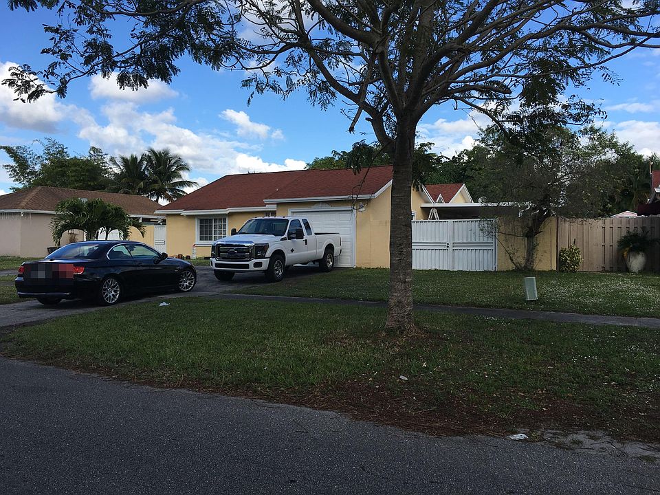 1st image of 19447 NW 62nd Ave