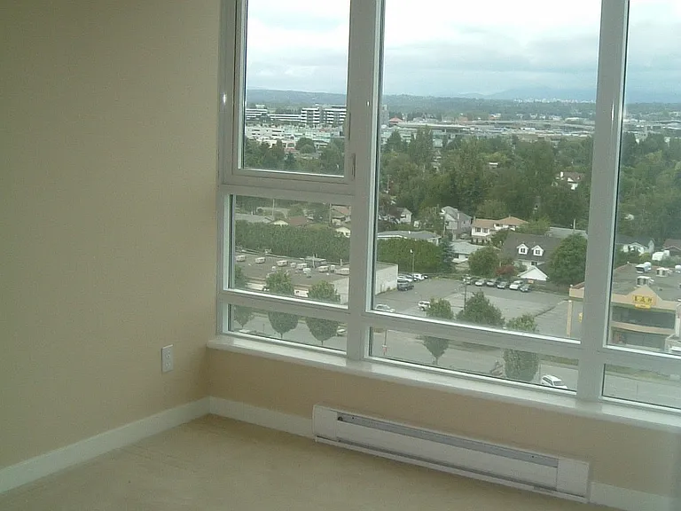 5028 Kwantlen St #1703 — Photo 13