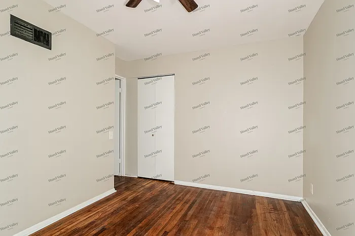 10623 Hallwood Dr — Photo 9