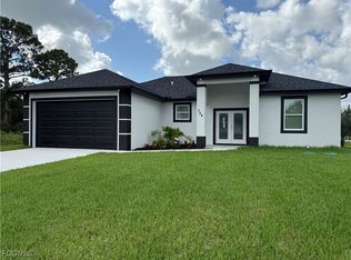 156 Beckley Dr, Lehigh Acres, FL 33974