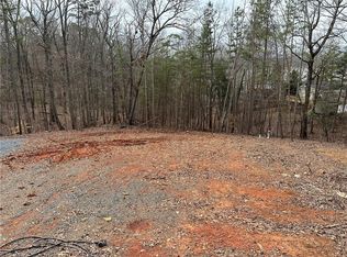 123 Deerfield Ln, New London, NC 28127