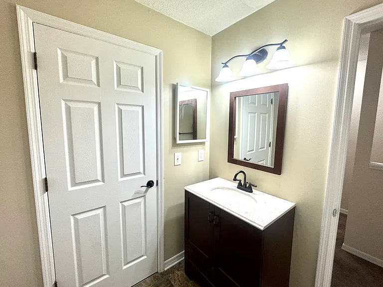2800 Countryside Blvd #1-33 — Photo 47