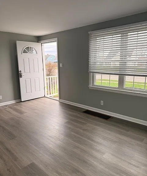 1328 Cleveland Dr — Photo 8