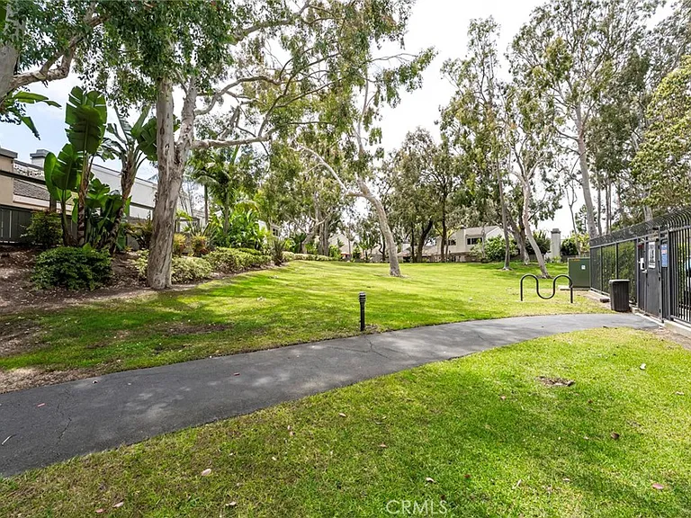 19751 Oceanaire Cir — Photo 43