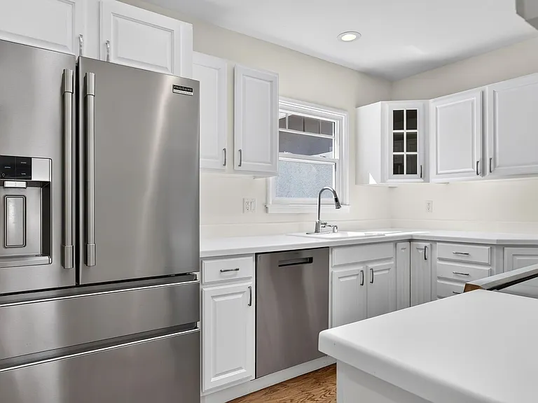 2907 Eccleston Ave — Photo 15