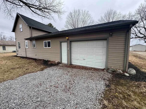 9830 S 200 W, Poneto, IN 46781
