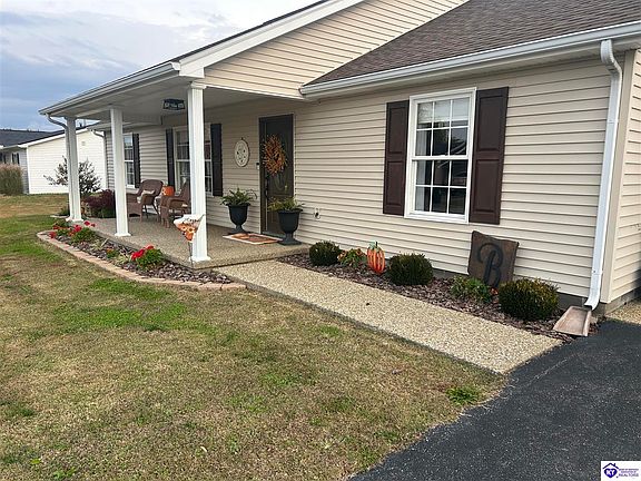 5th image of 110 Carolyn Ln