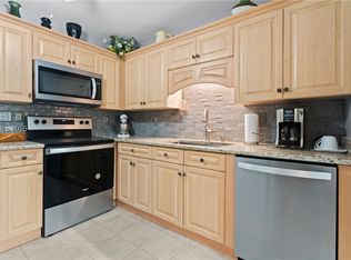 45 Folly Field Rd APT 13K, Hilton Head Island, SC 29928