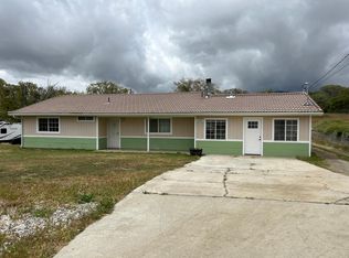 22711 Camp Dr, Tehachapi, CA 93561