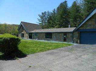 51 Owensville Rd, Lucasville, OH 45648