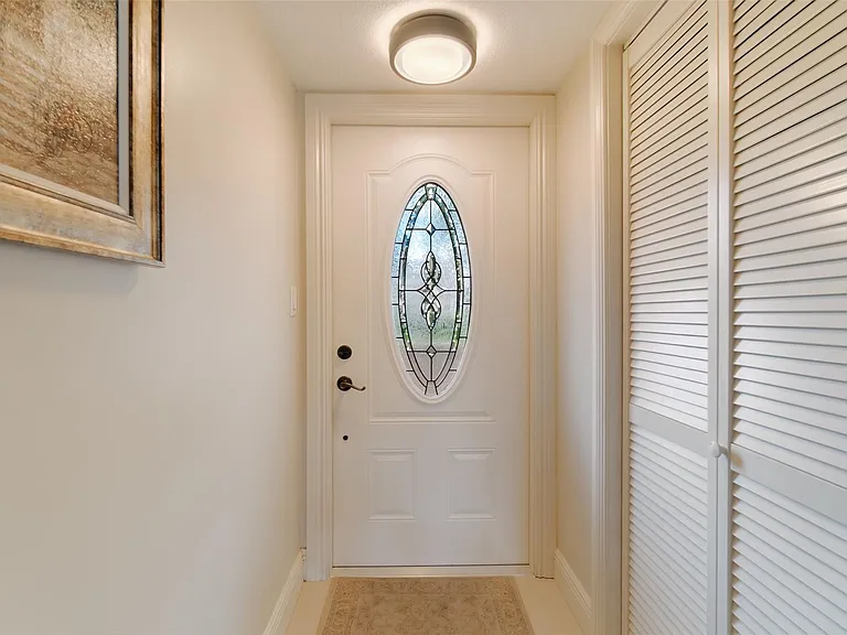 820 S Hollybrook Dr #209 — Photo 7