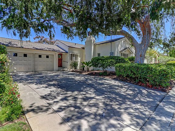 4th image of 1036 Cypress Ave