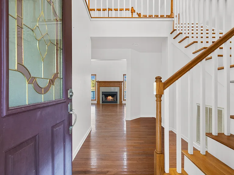 115 Springbrook Point — Photo 4