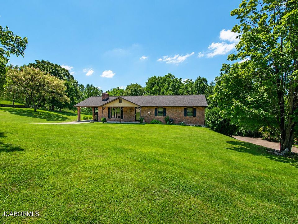 1st image of 7820 Karen Dr