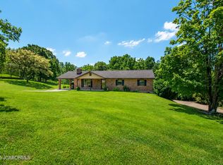 7820 Karen Dr, Jefferson City, MO 65101