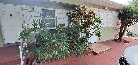 3rd image of 2600 29th Ave N