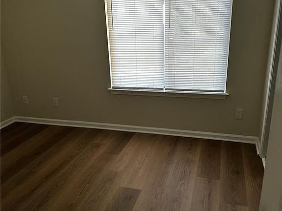 4th image of 79 Wells Ct #2