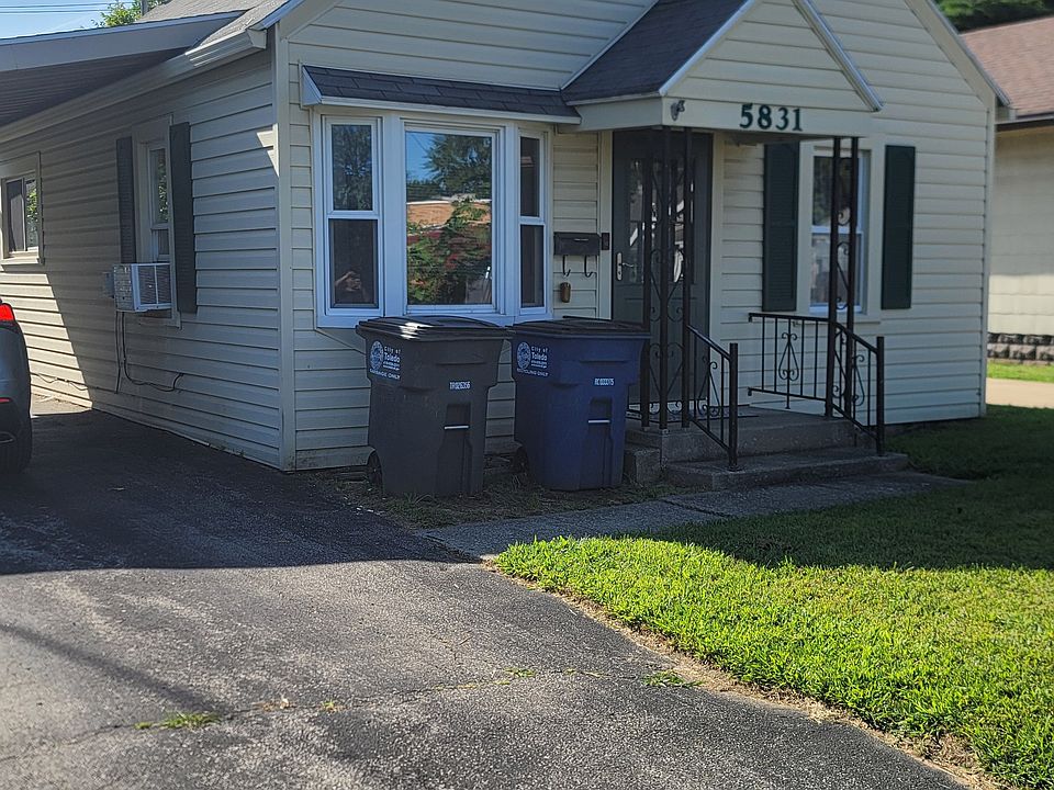 1st image of 5831 Clover Ln