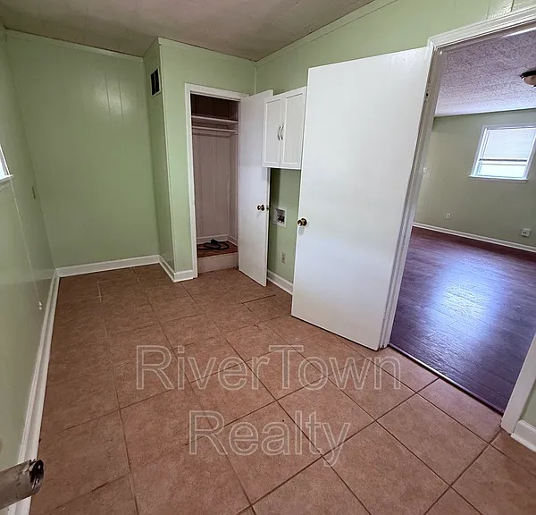 4406 Ferndale Rd — Photo 9