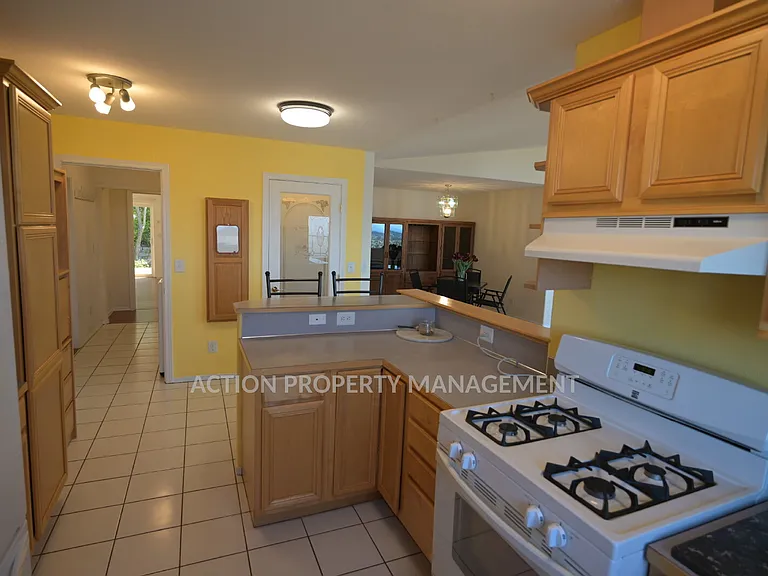 70 Amethyst Dr — Photo 12