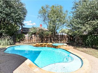 7825 Pasteur Ct, Fort Worth, TX 76133