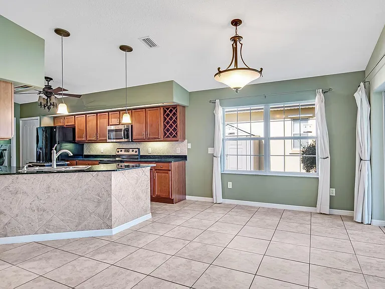 70 Cochise Ct — Photo 11