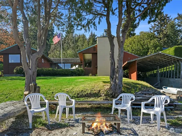 6353 NE Balzow Road, Suquamish, WA 98392