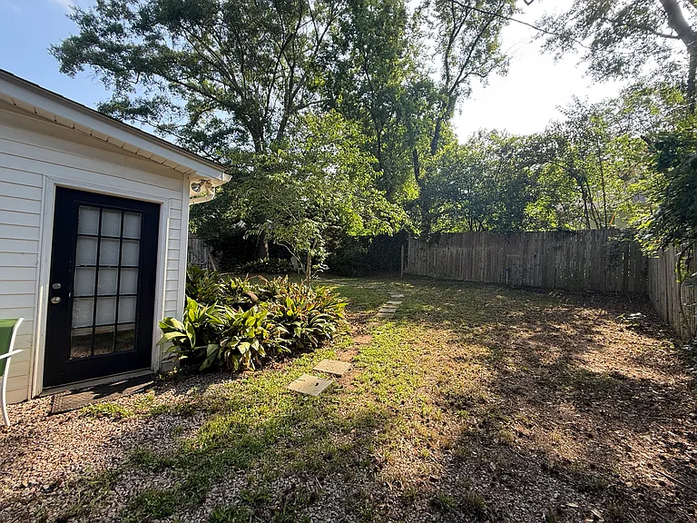 600 Elm Ave — Photo 15