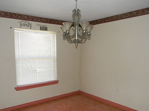 4th image of 1522 Doctora Eve Perez Ln
