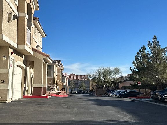 4th image of 5855 Valley Dr Unit 2148