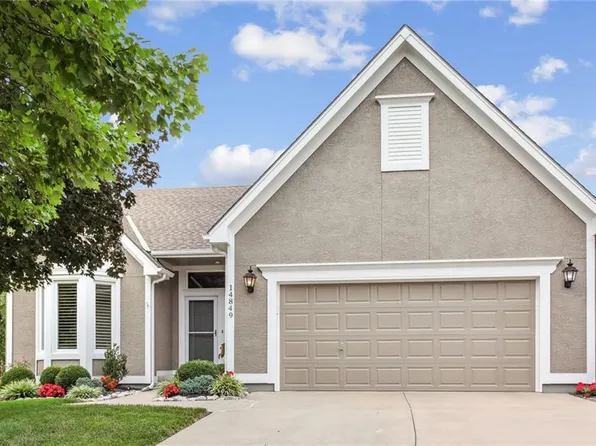 14849 Floyd Ln, Overland Park, KS 66223