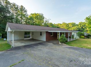 146 Eastwood Ave #24, Swannanoa, NC 28778