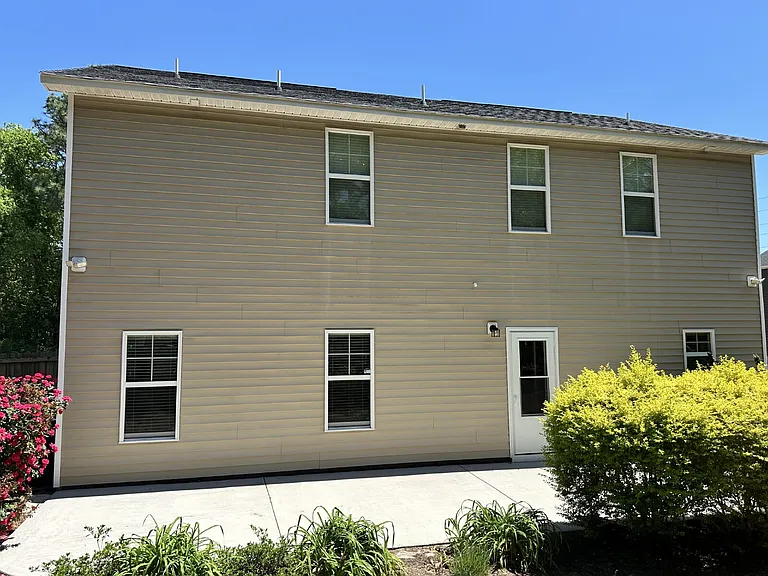 1890 Frankie Ave — Photo 20