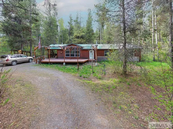 4531 Moose Ln, Ashton, ID 83420