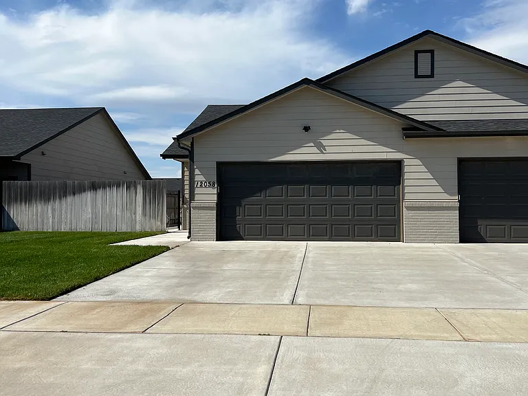 12058 W Shadow Lakes St #12058 — Photo 14