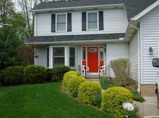 19756 Ridgeland Ave, Cleveland, OH 44135