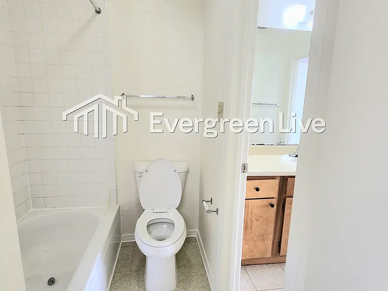 2303 Sandia Ct — Photo 20