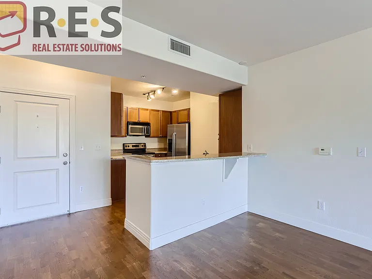9019 E Panorama Cir #309 — Photo 7